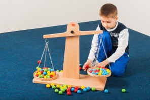 Весы настольные из бука - fgospostavki.ru - Одинцово