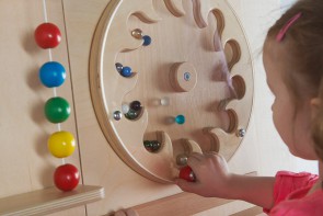 Тактильно-развивающая панель “Лабиринт-цветок” - fgospostavki.ru - Одинцово